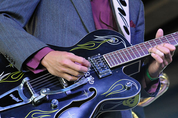 lightning guitar at blues under the bridge