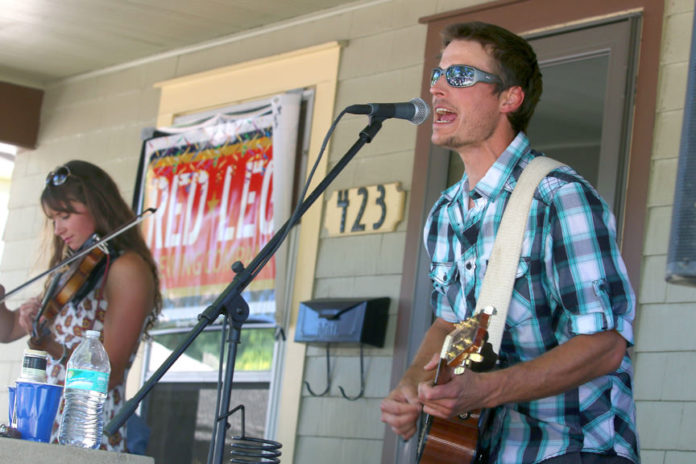Porchfest2_TomKimmellmini woodshed red plays porchfest